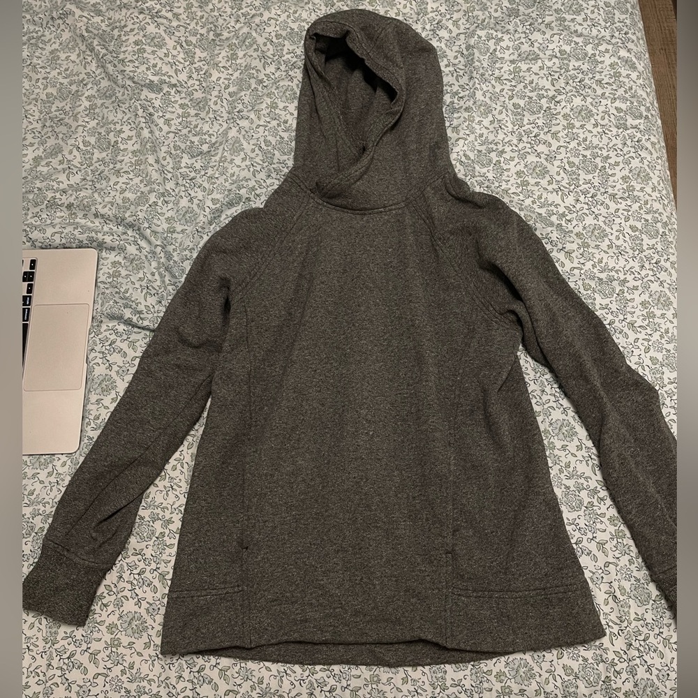 Lululemon Pullover Hoodie Sweater Size 8